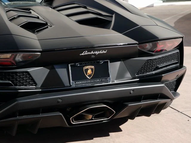 2019 Lamborghini Aventador S Roadster, 18/20