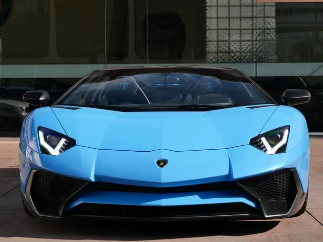 2017 Lamborghini Aventador Roadster, 5/20