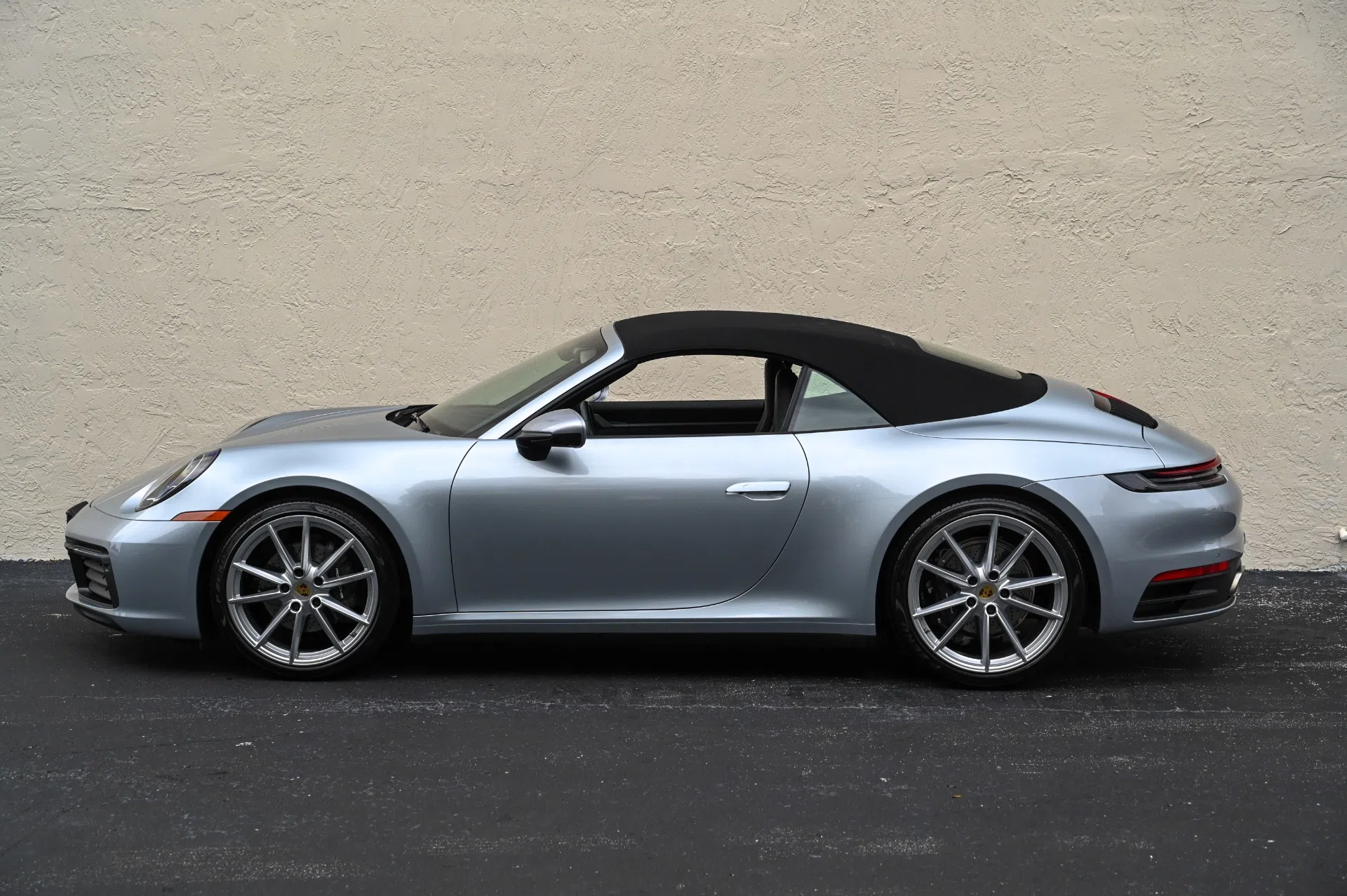 2022 Porsche 911 Carrera for sale, exterior