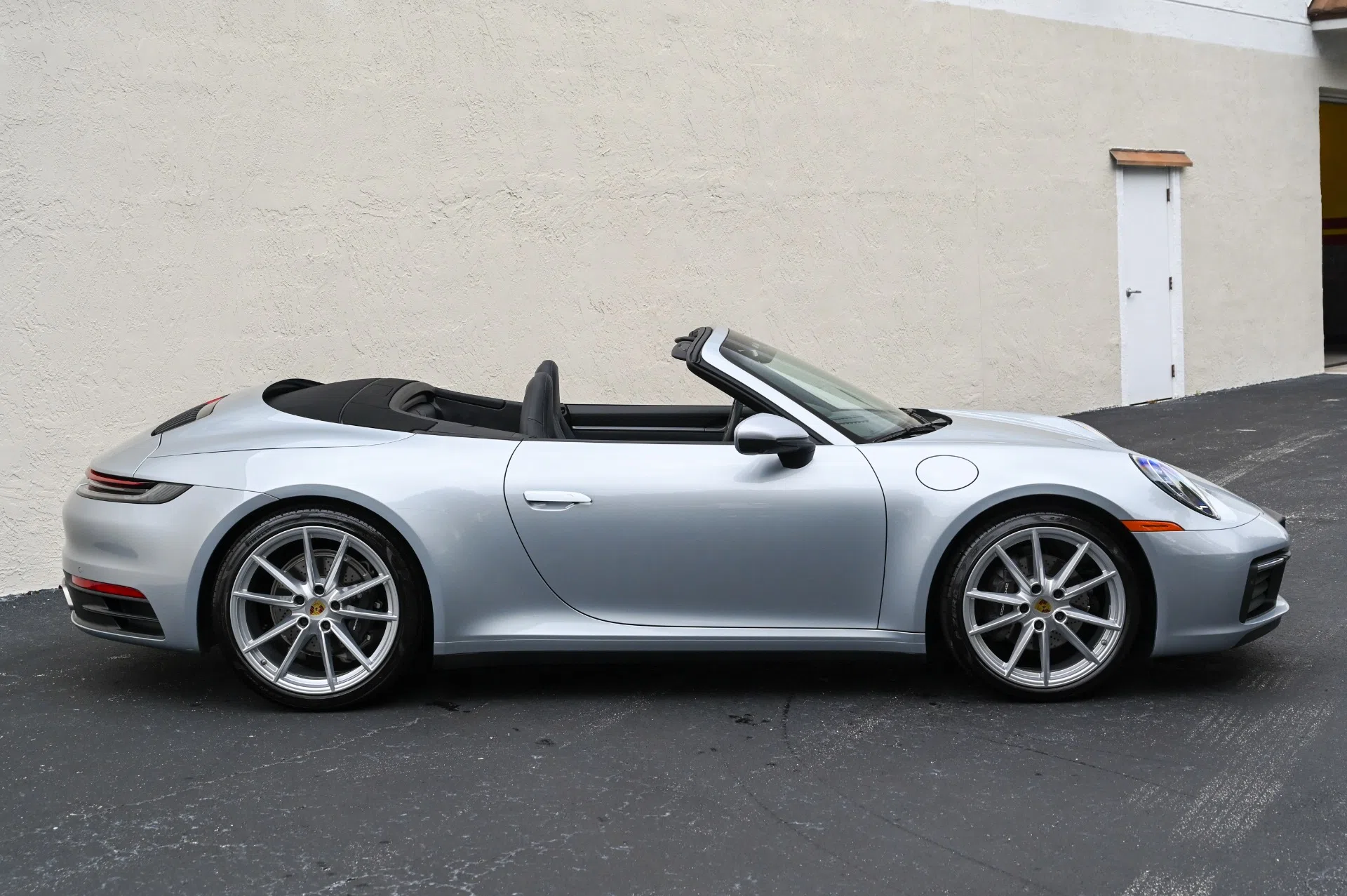 2022 Porsche 911 Carrera for sale, exterior
