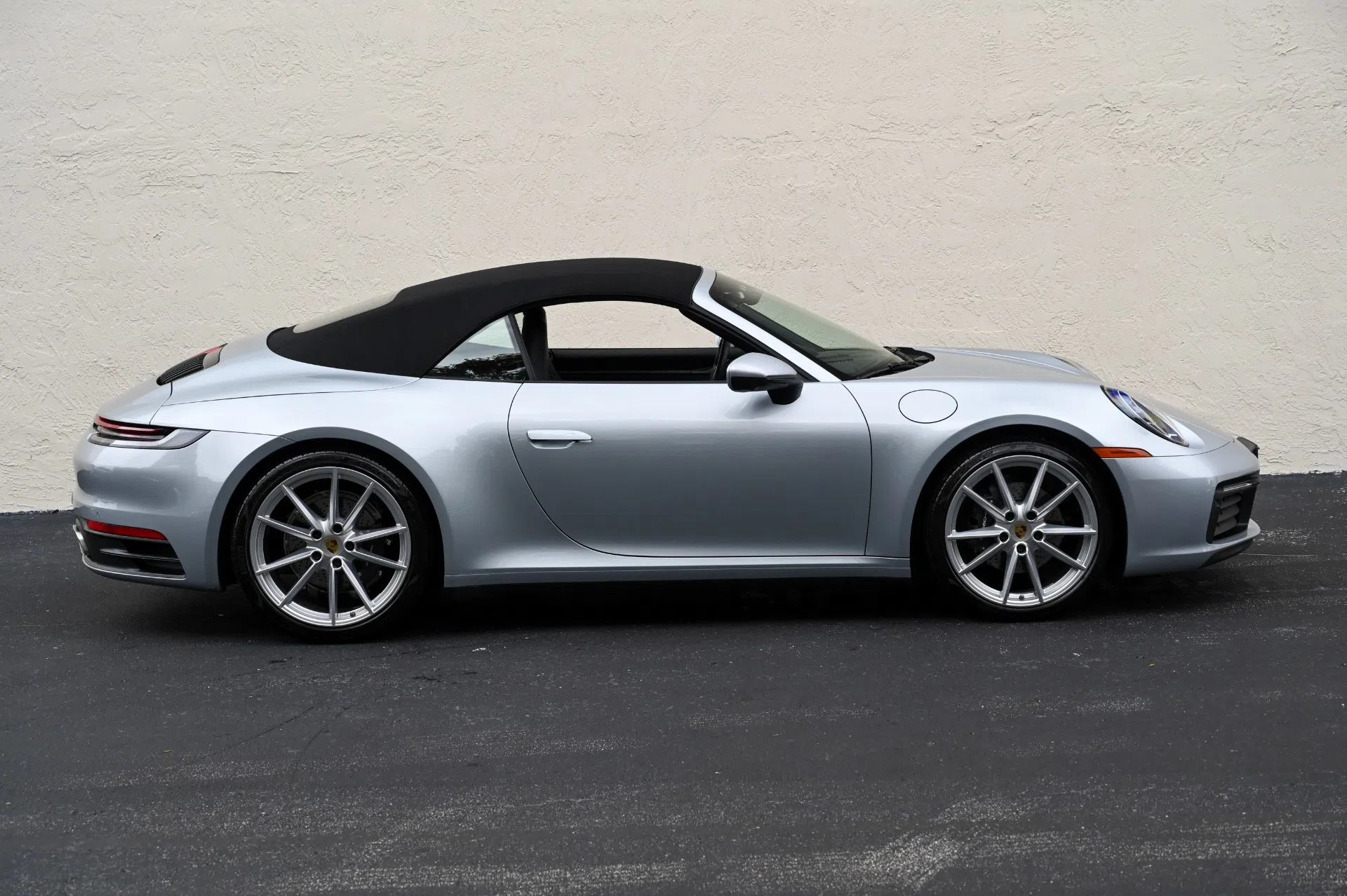 2022 Porsche 911 Carrera for sale, exterior