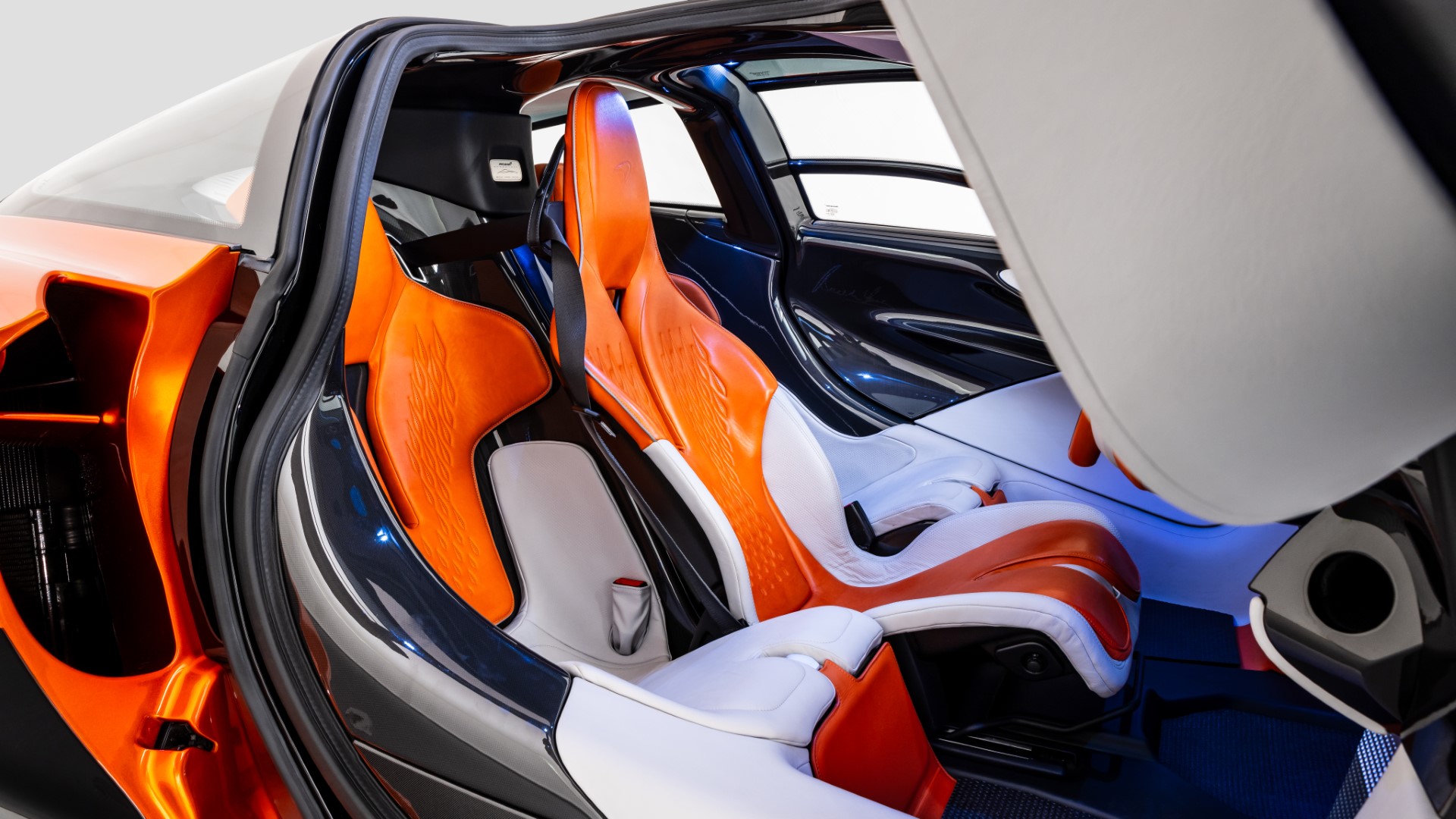 2020 McLaren Speedtail, 20/20