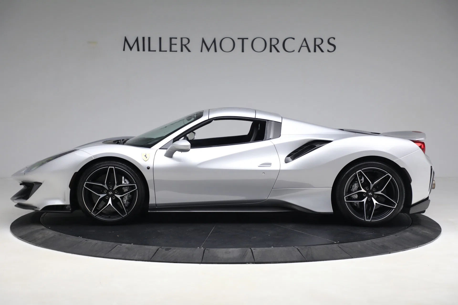 Ferrari 488 Pista Spider for sale, exterior