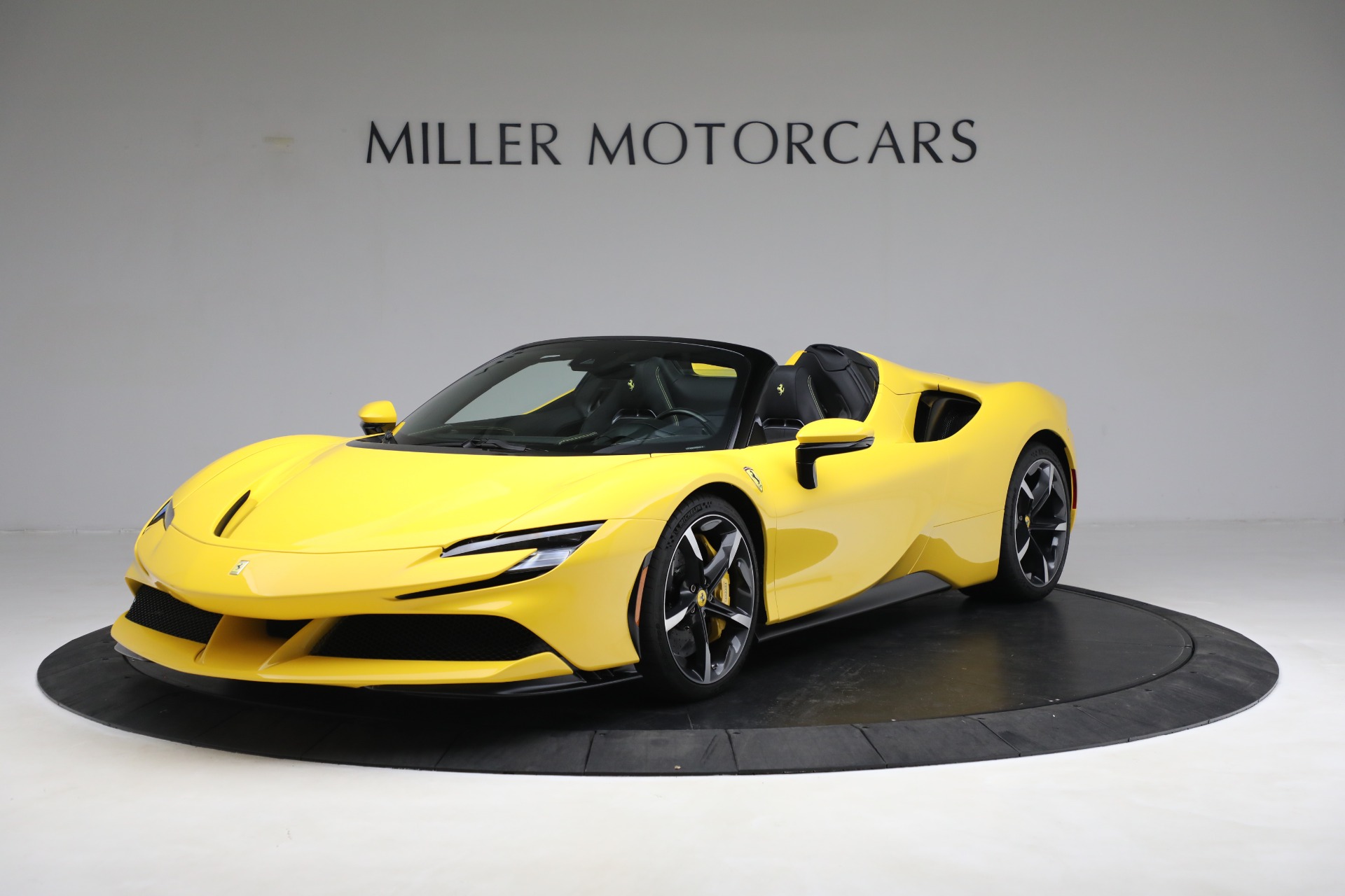 2022 Ferrari SF90 Spider, 2/18