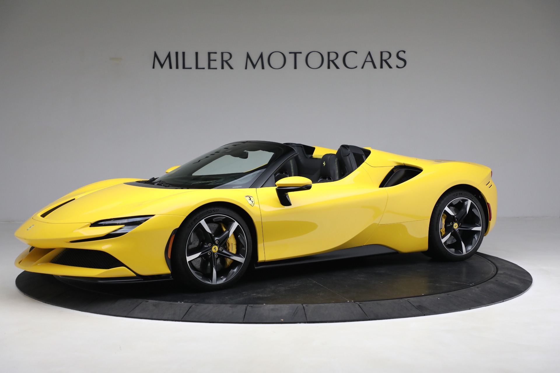 2022 Ferrari SF90 Spider, 3/18