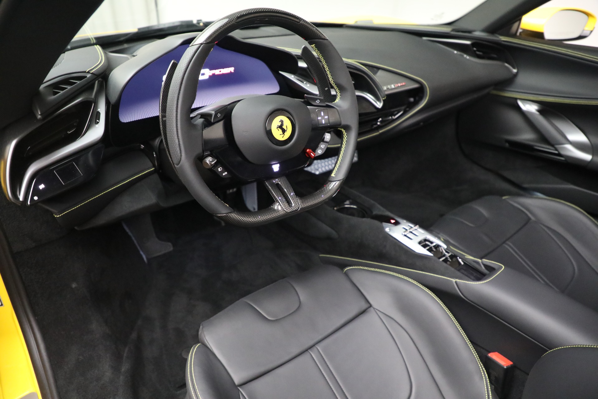 2022 Ferrari SF90 Spider, 13/18