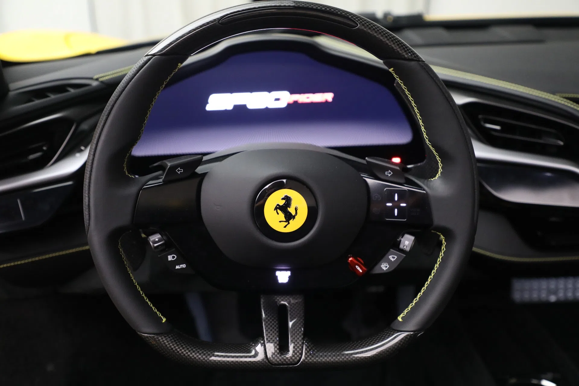 2022 Ferrari SF90 Spider interior, Nero