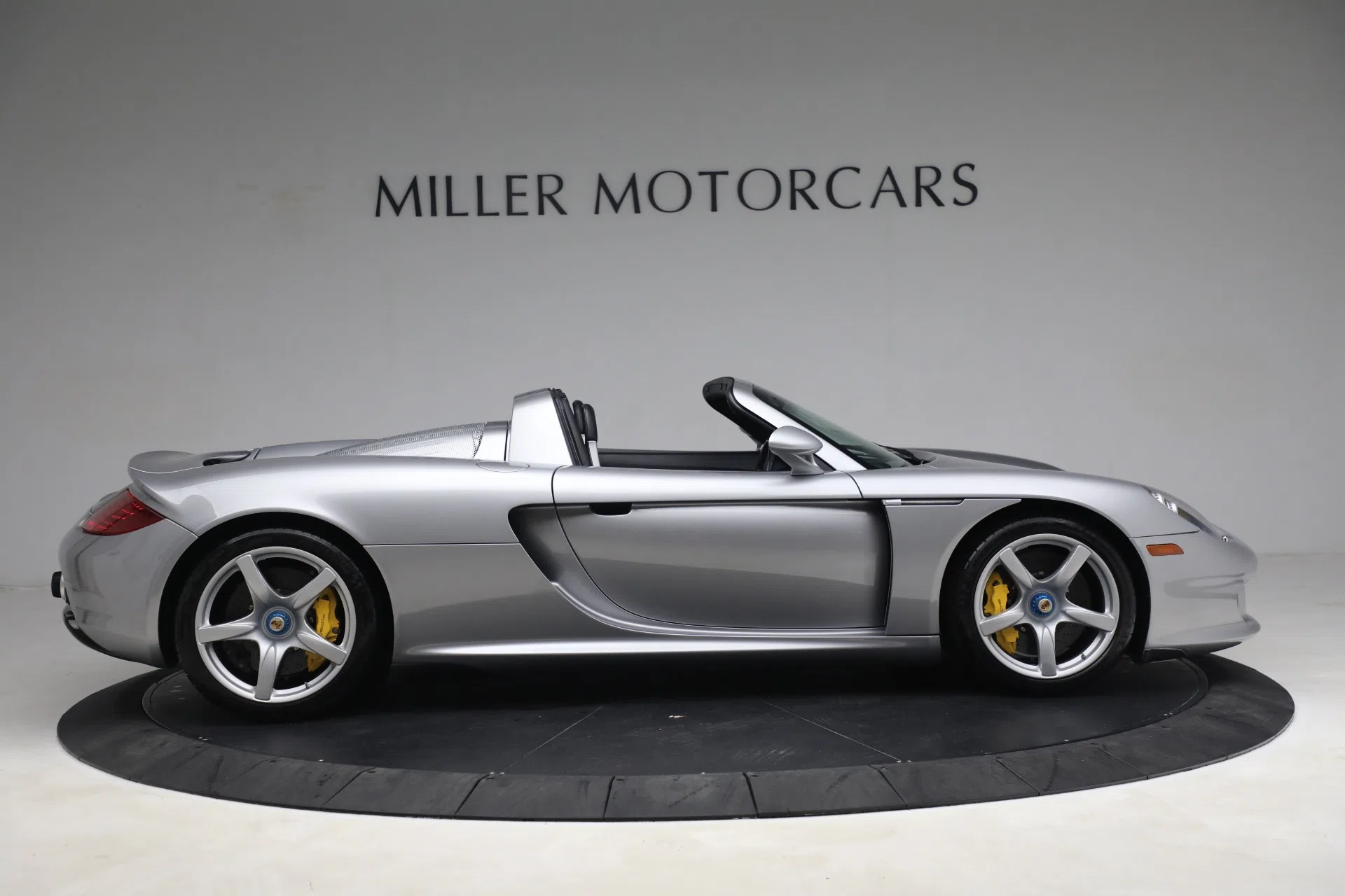 2005 Porsche Carrera GT for sale, exterior, GT Silver Metallic