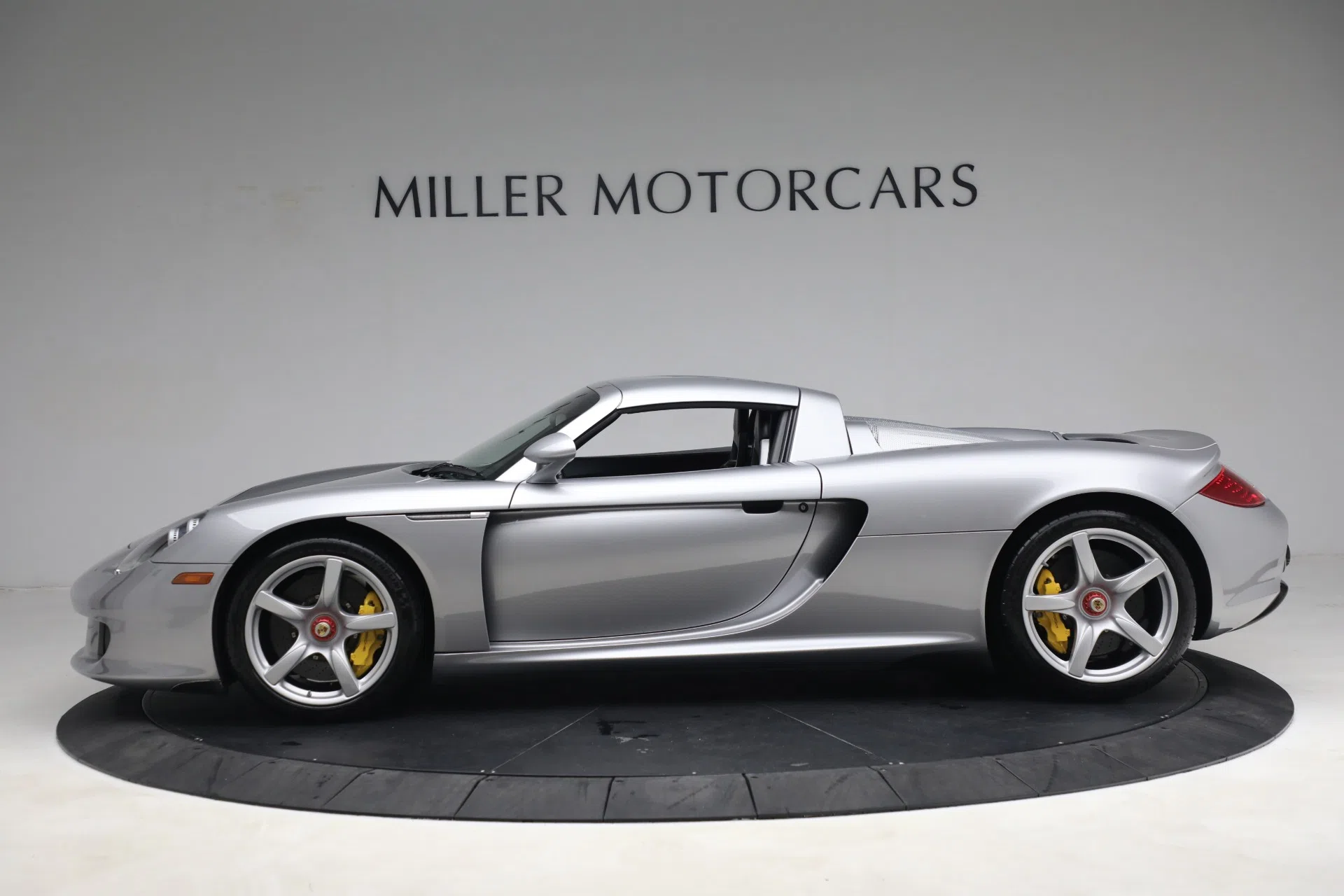 2005 Porsche Carrera GT for sale, exterior, GT Silver Metallic