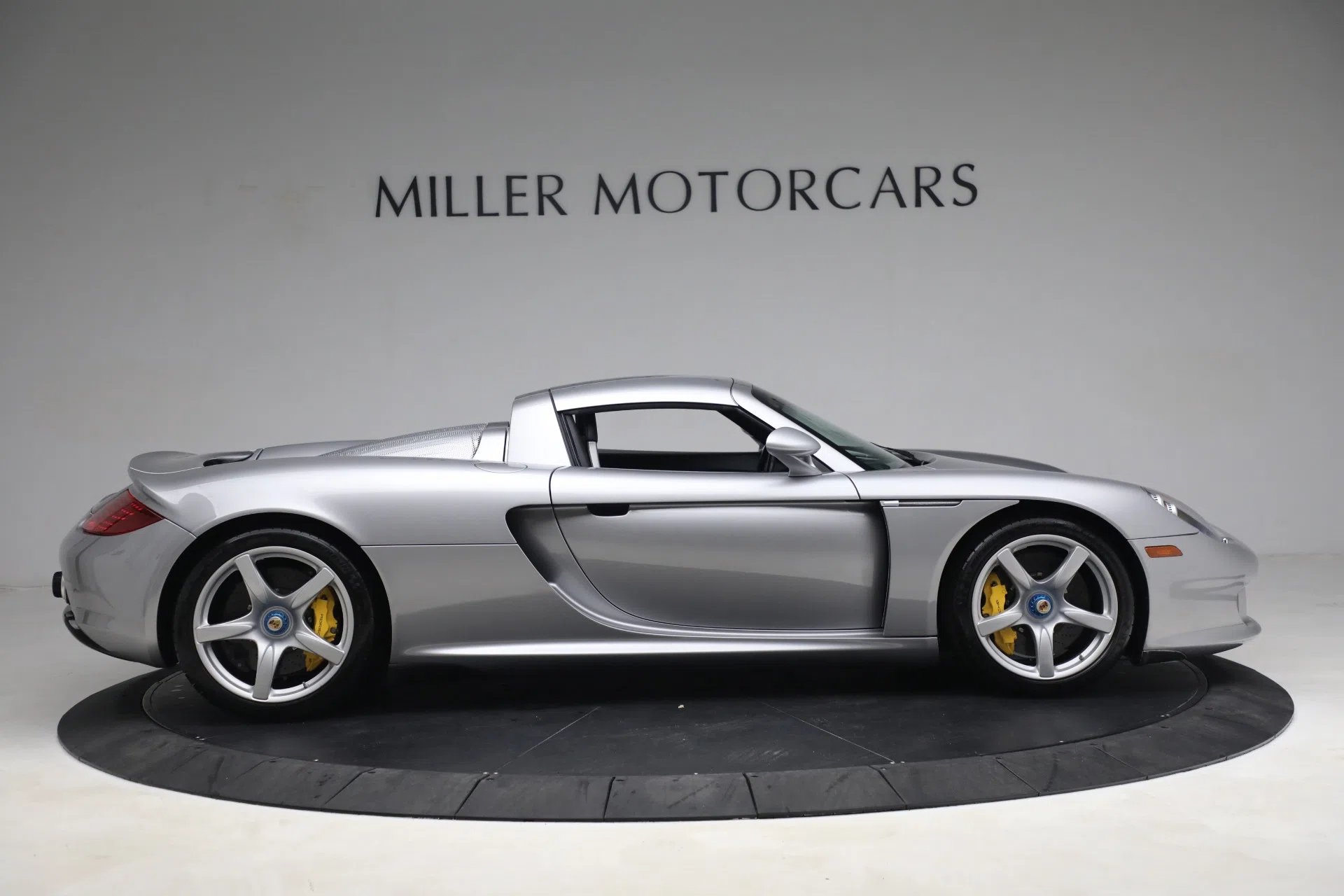 2005 Porsche Carrera GT for sale, exterior, GT Silver Metallic