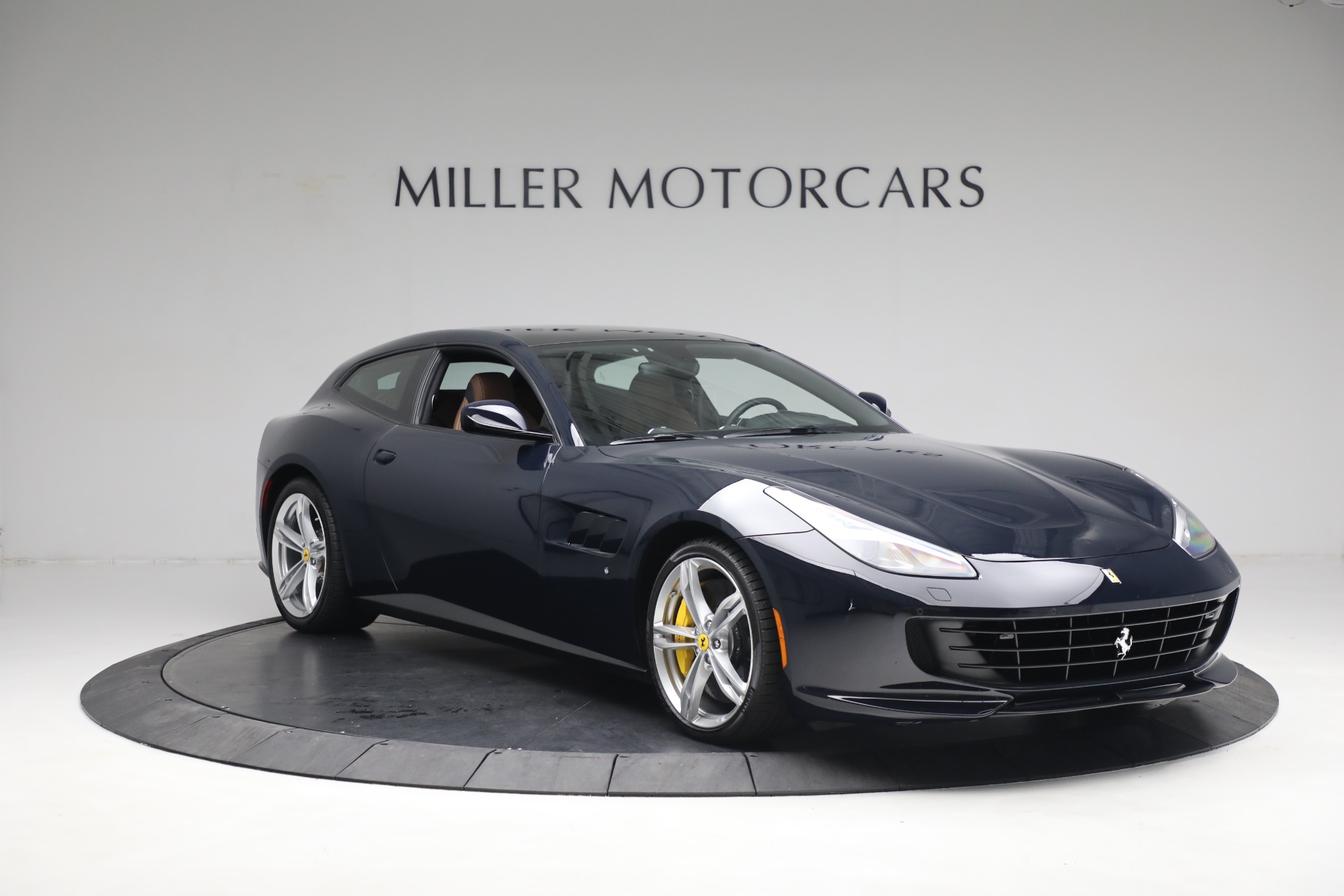 2019 Ferrari GTC4Lusso, 10/20