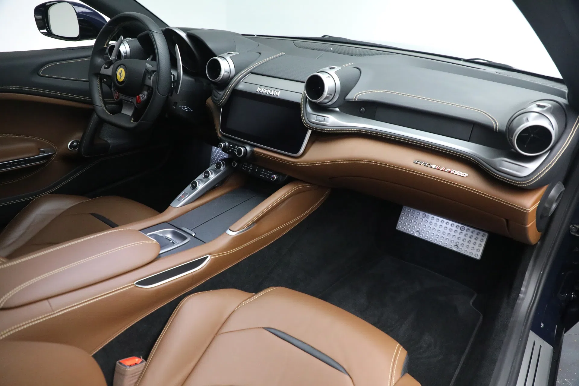 2019 Ferrari GTC4Lusso interior, Iroko