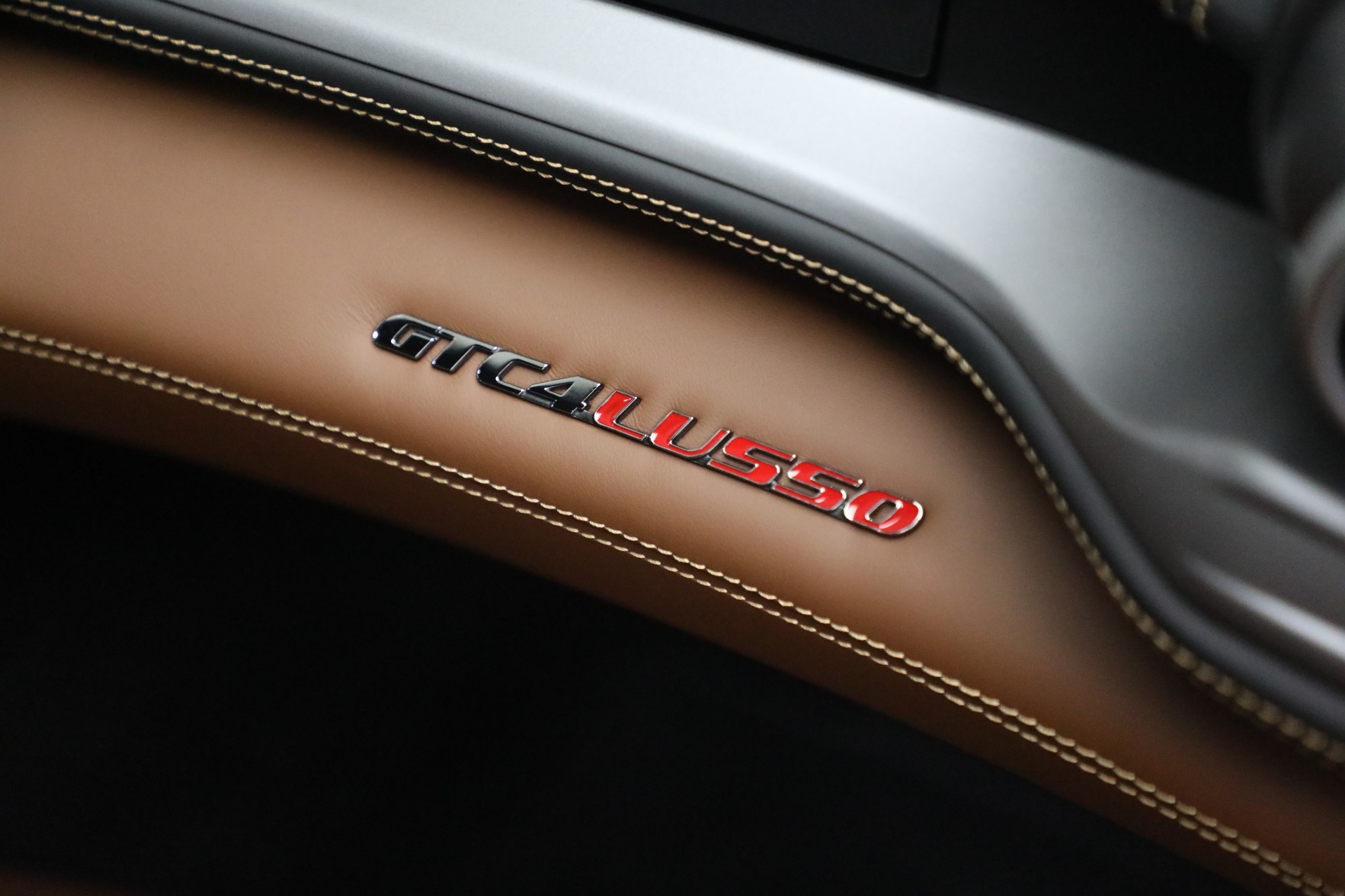 2019 Ferrari GTC4Lusso, 18/20