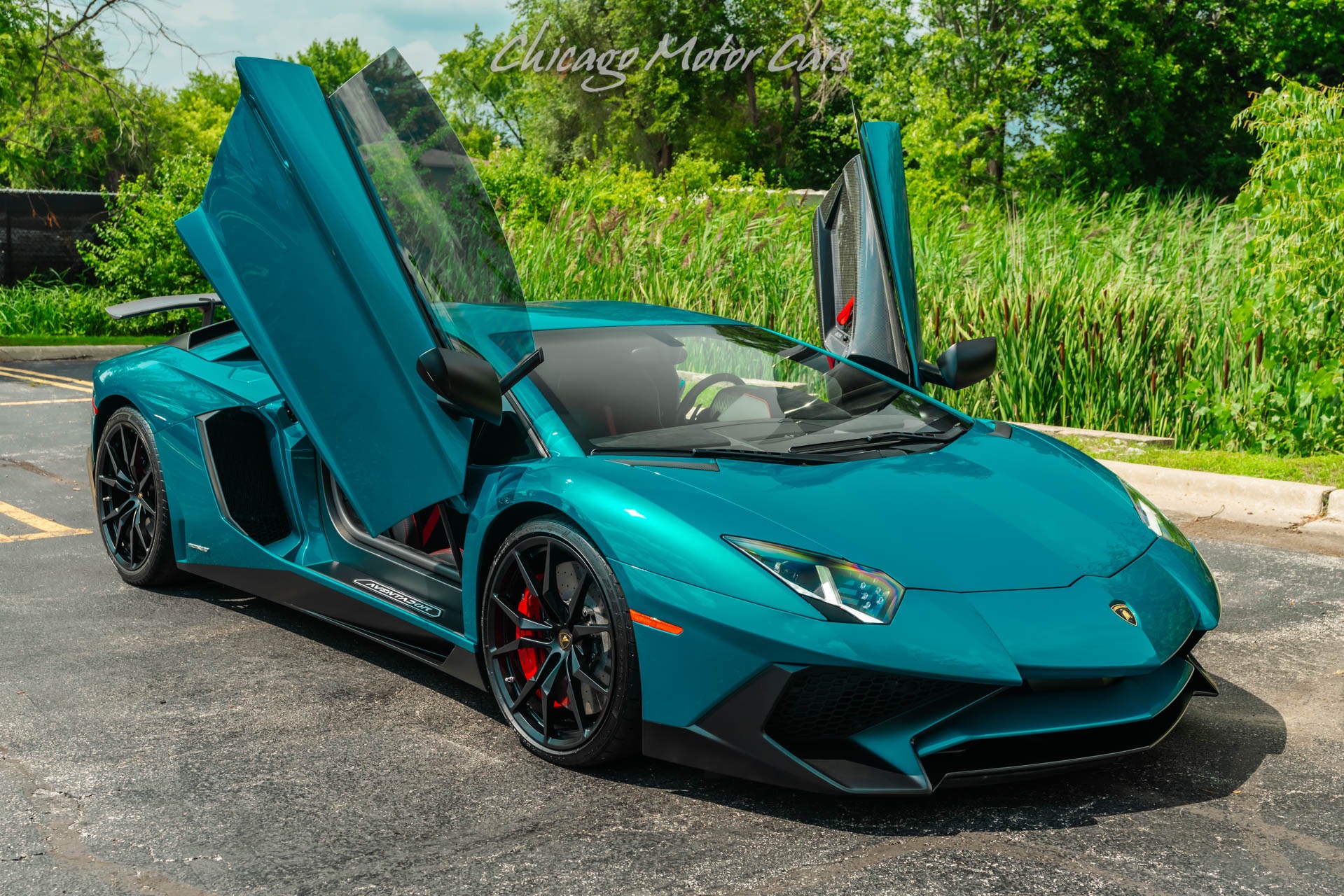2017 Lamborghini Aventador SV Coupé, 24/37