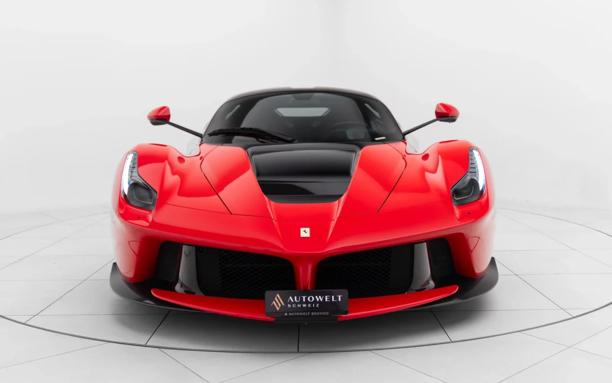 2014 Ferrari LaFerrari, 2/8