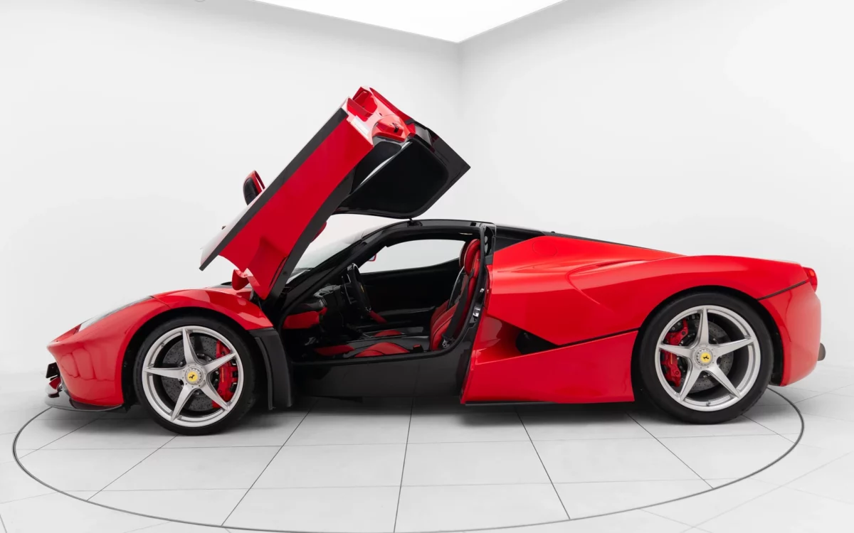 2014 Ferrari LaFerrari, 4/8