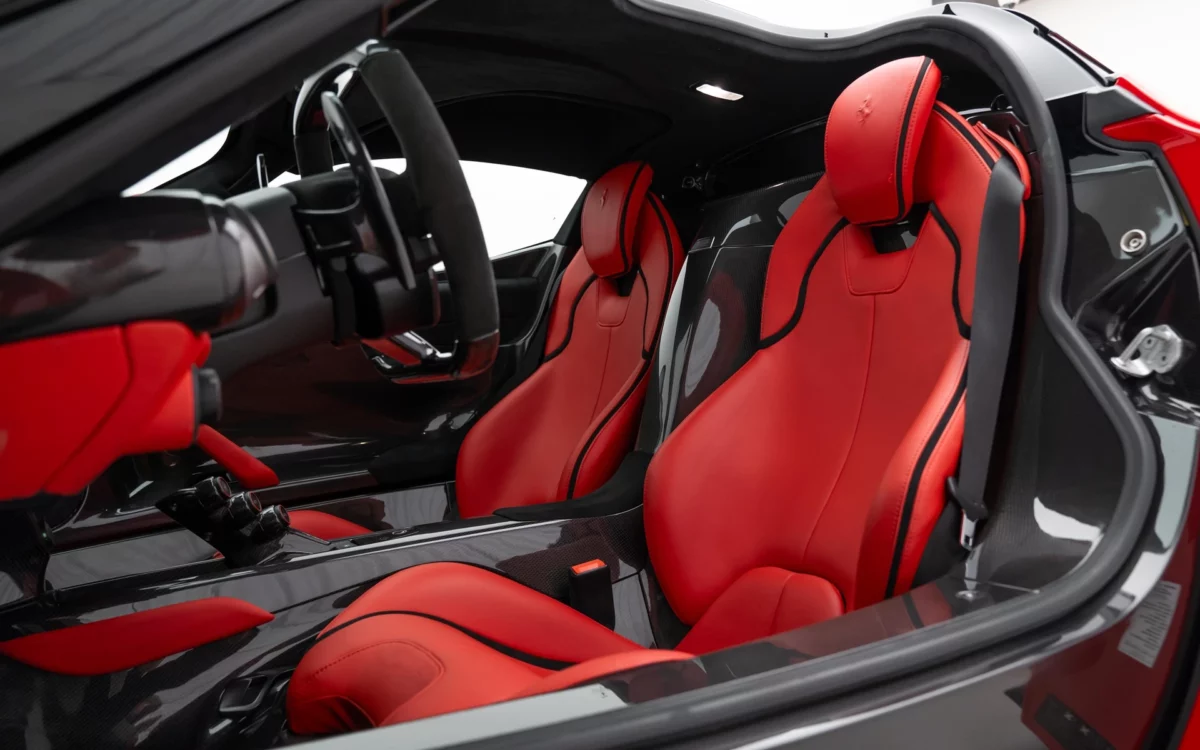 2014 Ferrari LaFerrari, 6/8