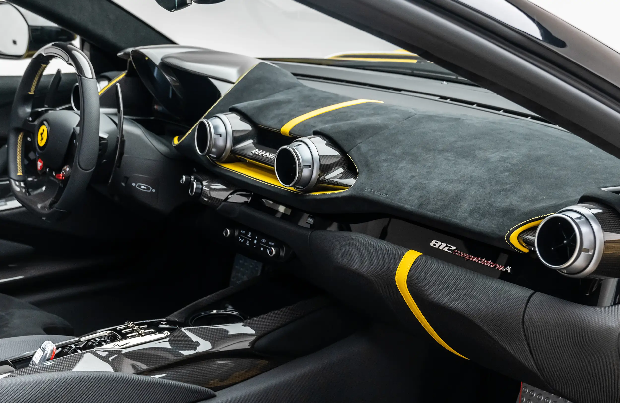 2023 Ferrari 812 Competizione A, 6/20