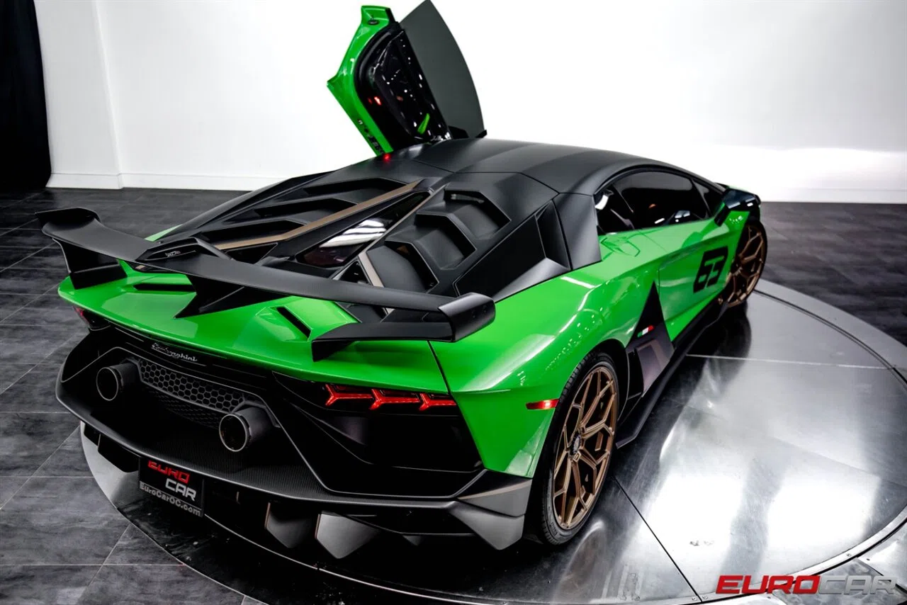 2019 Lamborghini Aventador LP 770-4 SVJ