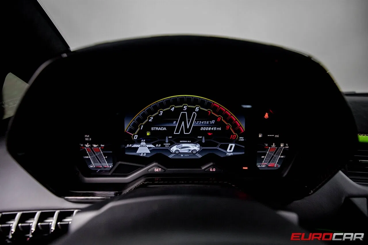 2019 Lamborghini Aventador LP 770-4 SVJ interior
