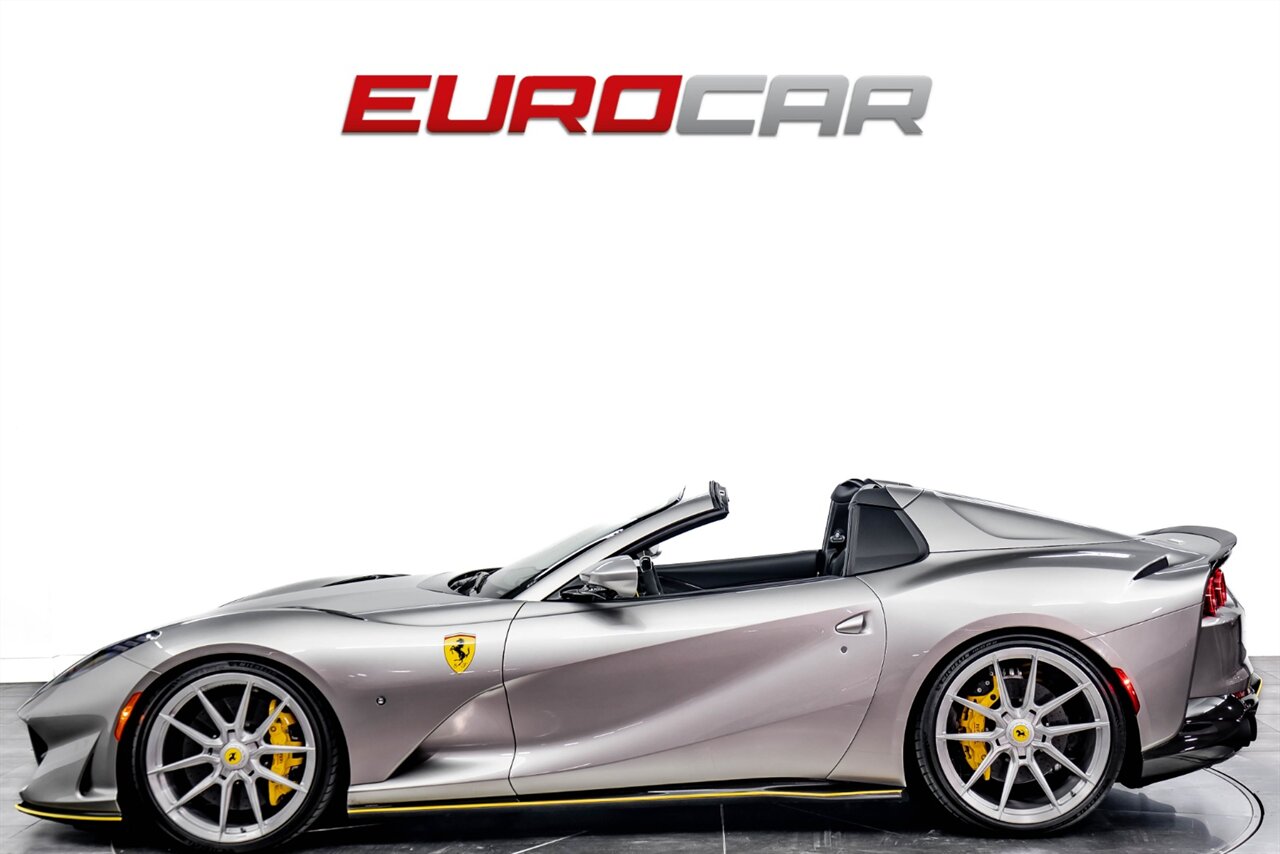 2022 Ferrari 812 GTS TAILOR MADE, 2/20