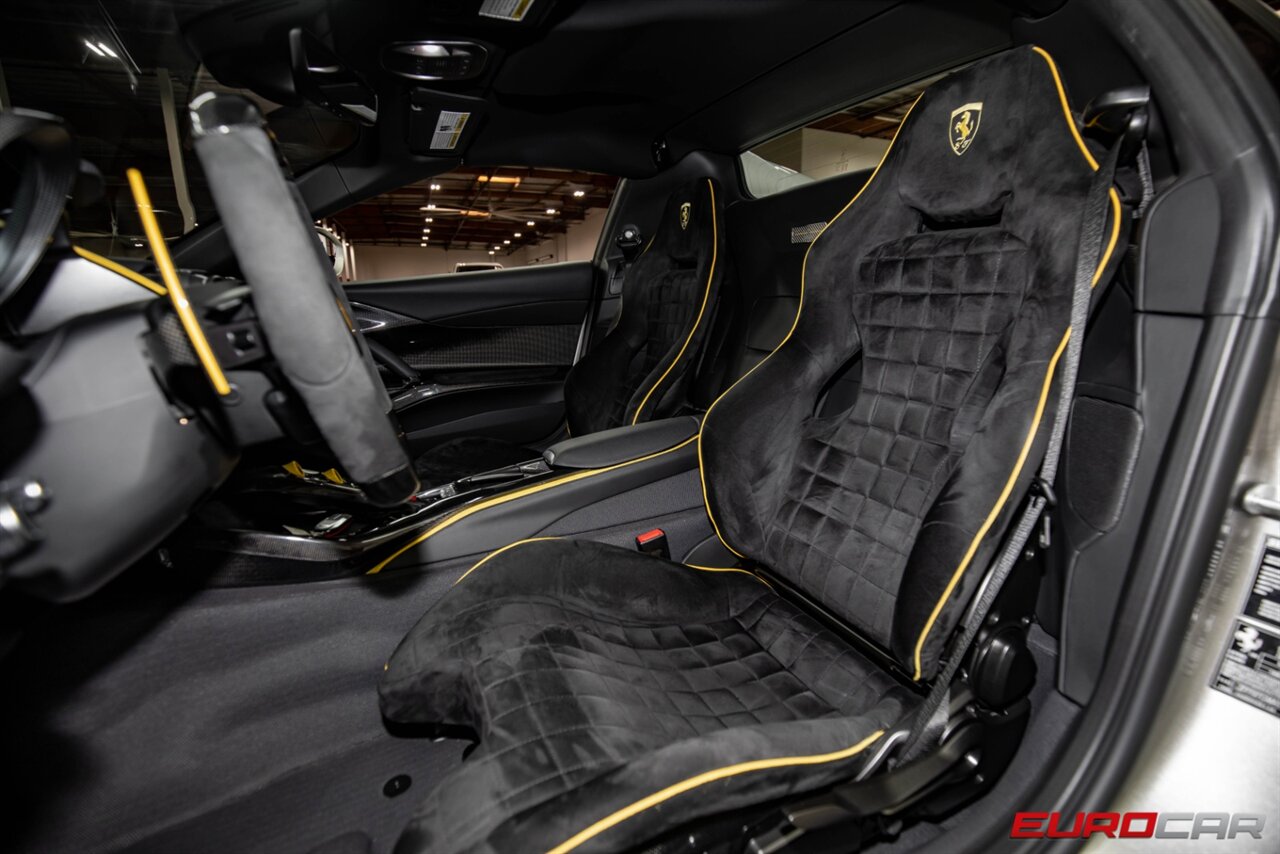 2022 Ferrari 812 GTS TAILOR MADE, 19/20