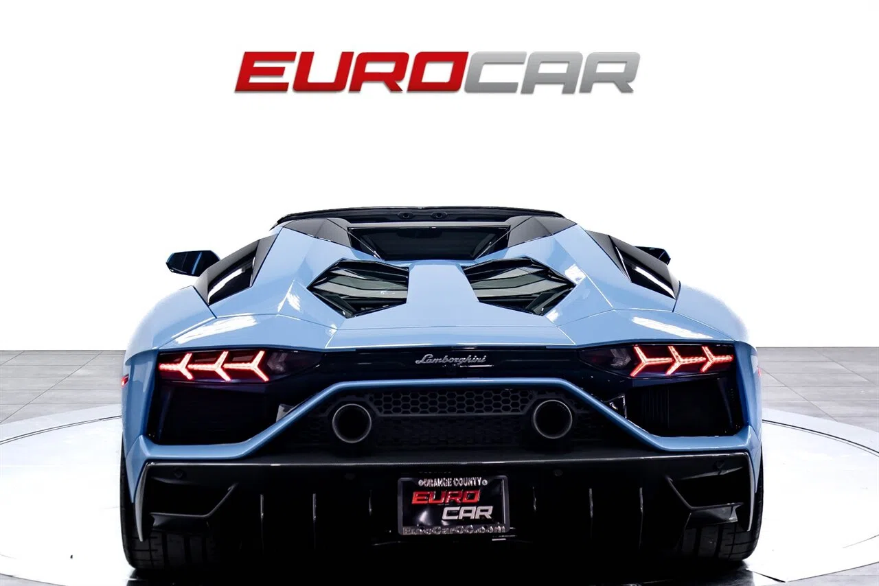 2022 Lamborghini Aventador LP 780-4 Ultimae for sale, exterior, Blu Cepheus Ad Personam