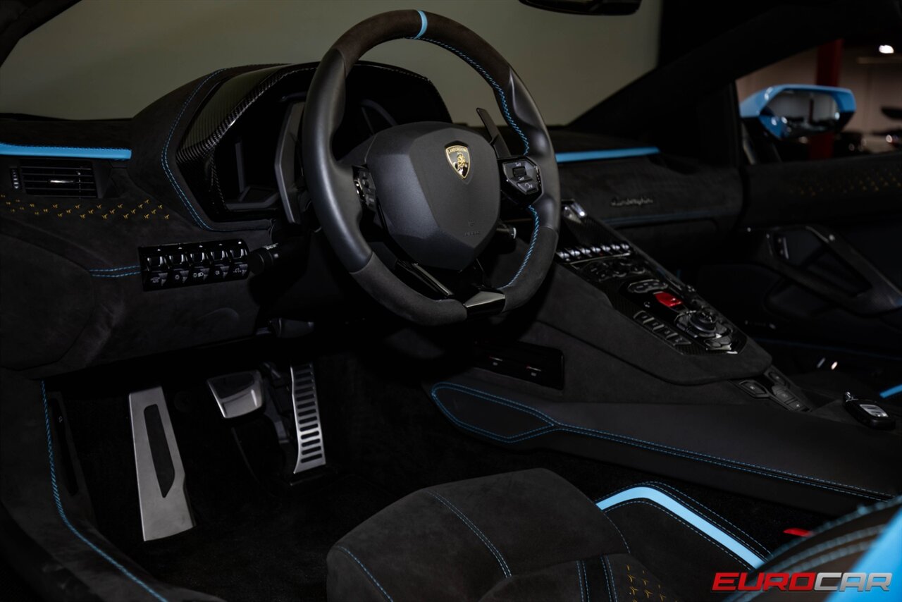 2022 Lamborghini Aventador LP 780-4 Ultimae, 17/20