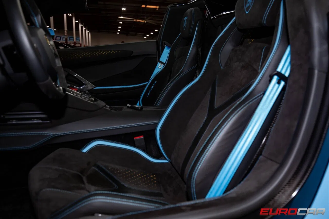 2022 Lamborghini Aventador LP 780-4 Ultimae interior, seats, Nero Cosmus with Blu Cepheus