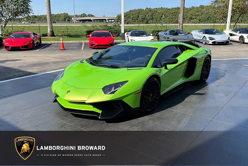 2016 Lamborghini Aventador LP750-4 SuperVeloce Coupé for sale, exterior, Verde Ithaca Pearl Effect