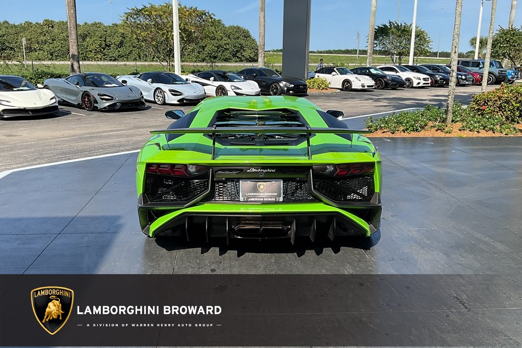 2016 Lamborghini Aventador LP750-4 SuperVeloce Coupé, 6/20