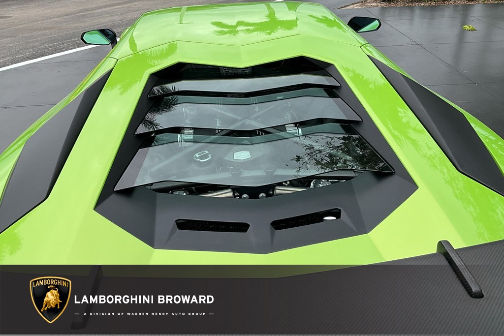 2016 Lamborghini Aventador LP750-4 SuperVeloce Coupé, 19/20