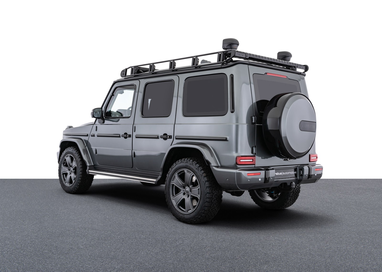 2023 BRABUS Invicto Mission VR6 Plus Armored, 3/20