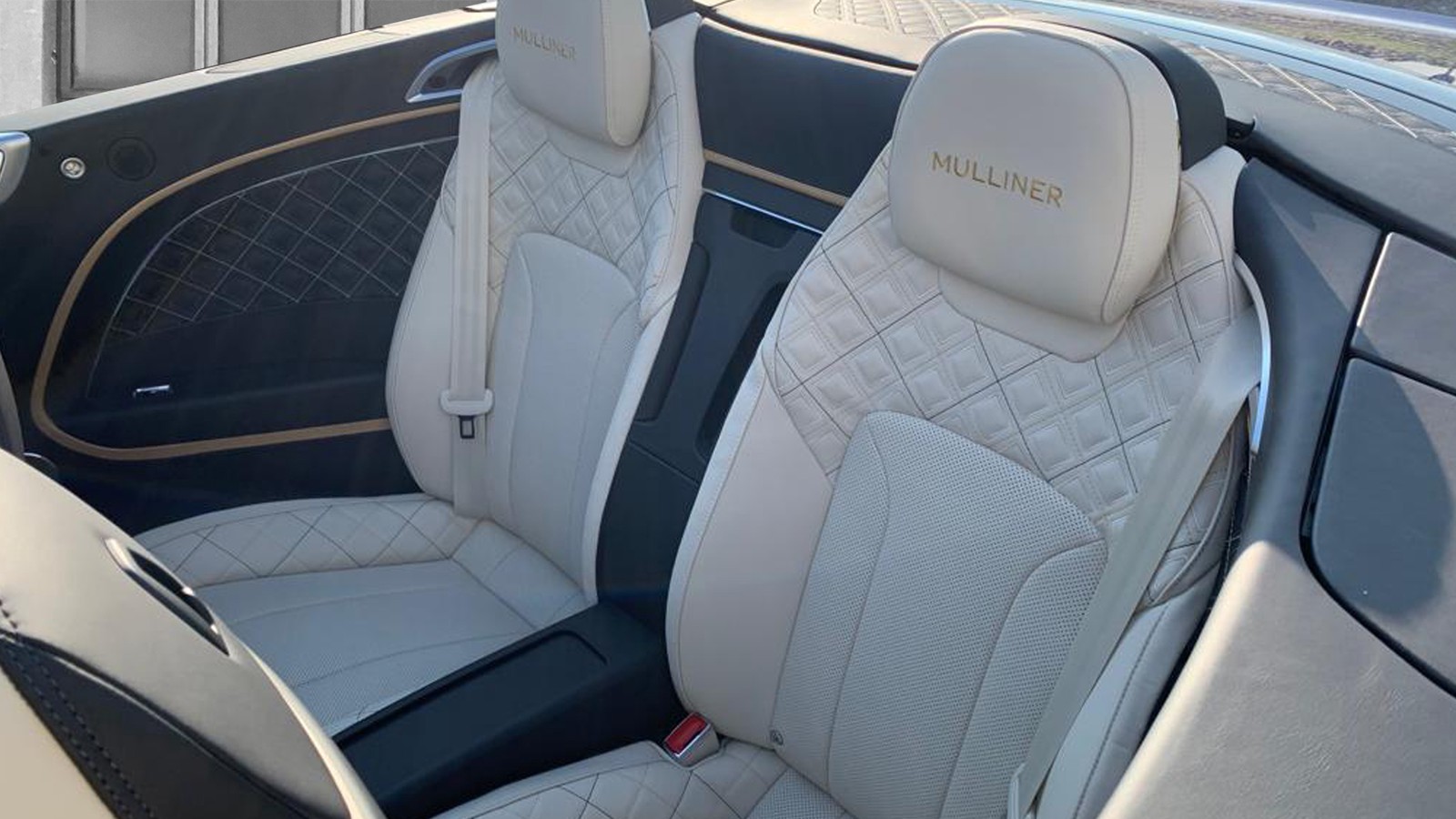 2022 Bentley Continental GTC Mulliner, 8/11