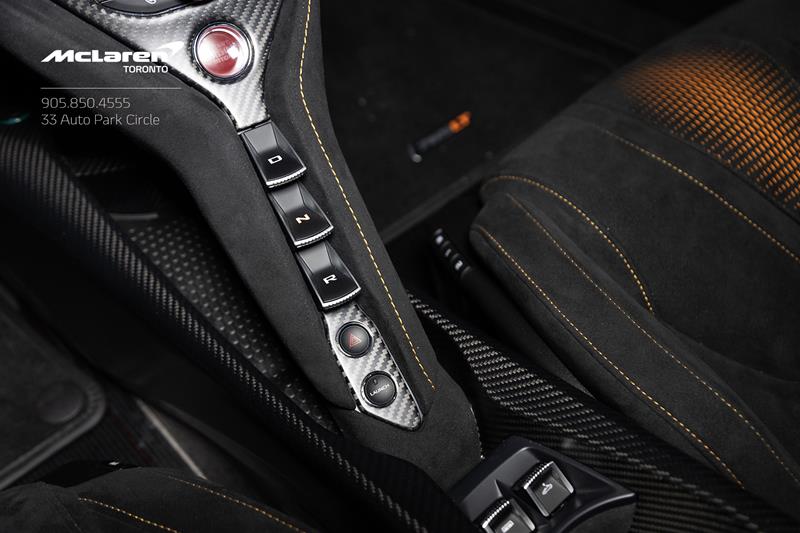 2022 McLaren 765LT Spider, 17/20
