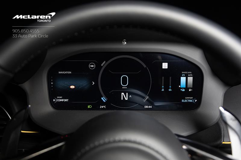 2023 McLaren Artura, 13/18