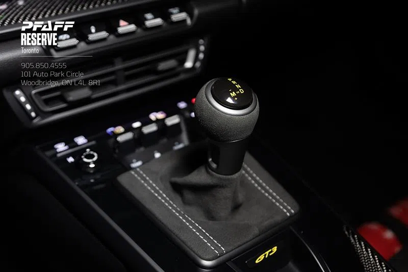 2022 Porsche 911 GT3 interior, center console
