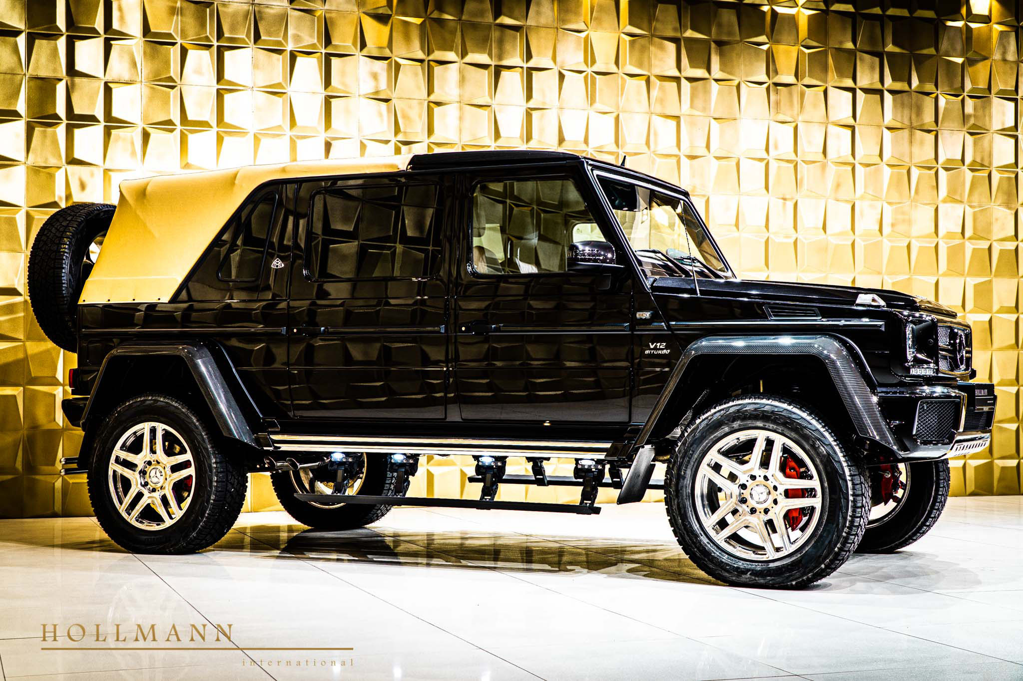 2024 Mercedes-Maybach G 650 Landaulet, 2/20
