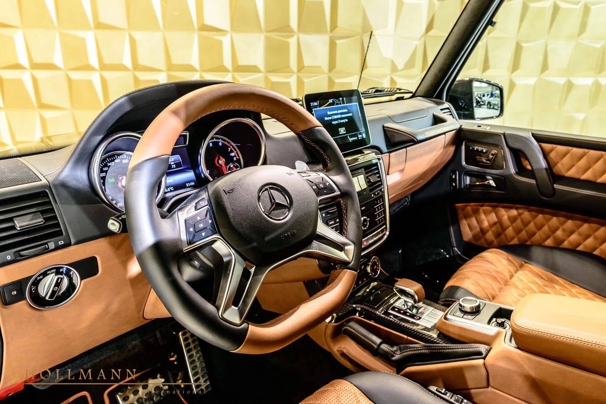 2024 Mercedes-Maybach G 650 Landaulet interior, dashboard