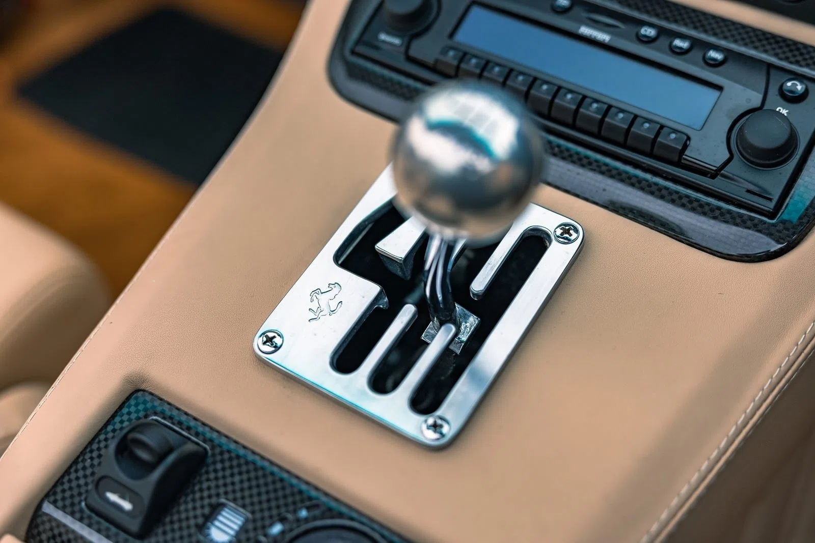 2005 Ferrari 575 Superamerica interior, center console
