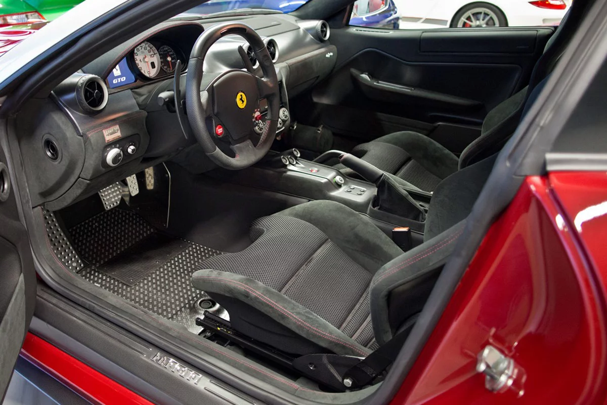 2011 Ferrari 599 GTO, 15/16