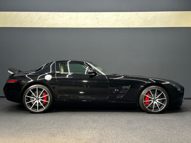 2013 Mercedes-Benz SLS AMG GT, 6/18