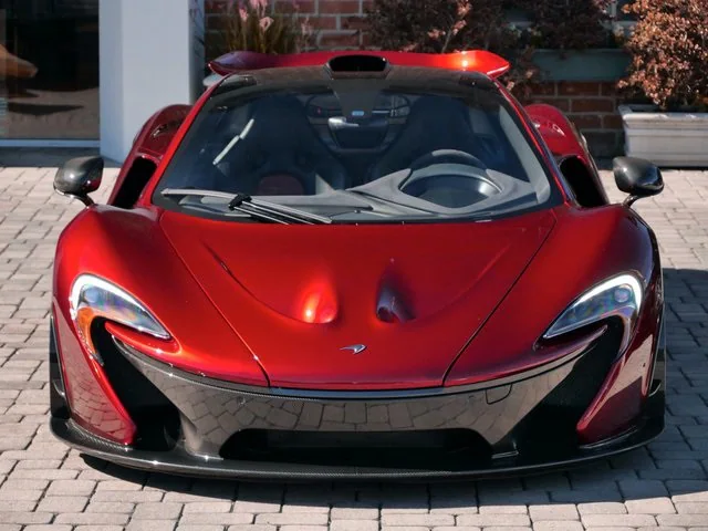 2014 McLaren P1, 2/20