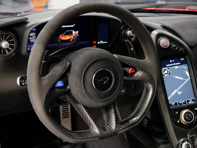 2014 McLaren P1, 9/20