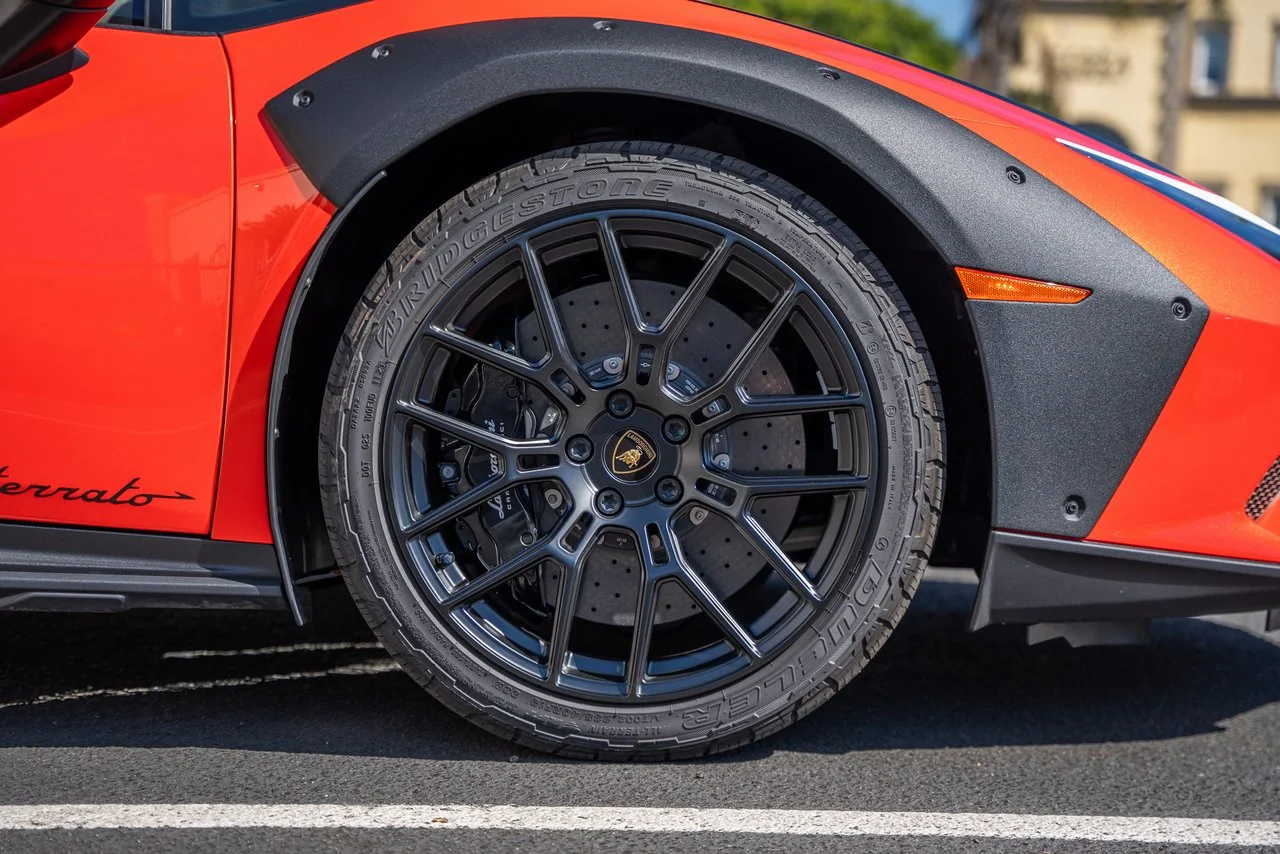 2023 Lamborghini Huracán Sterrato, 9/20