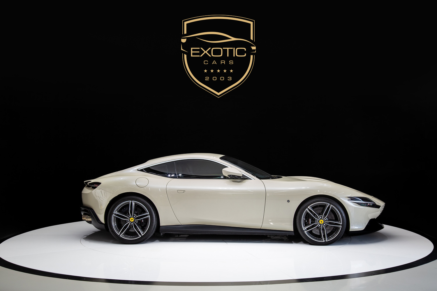 2022 Ferrari Roma Tailor Made, 2/13