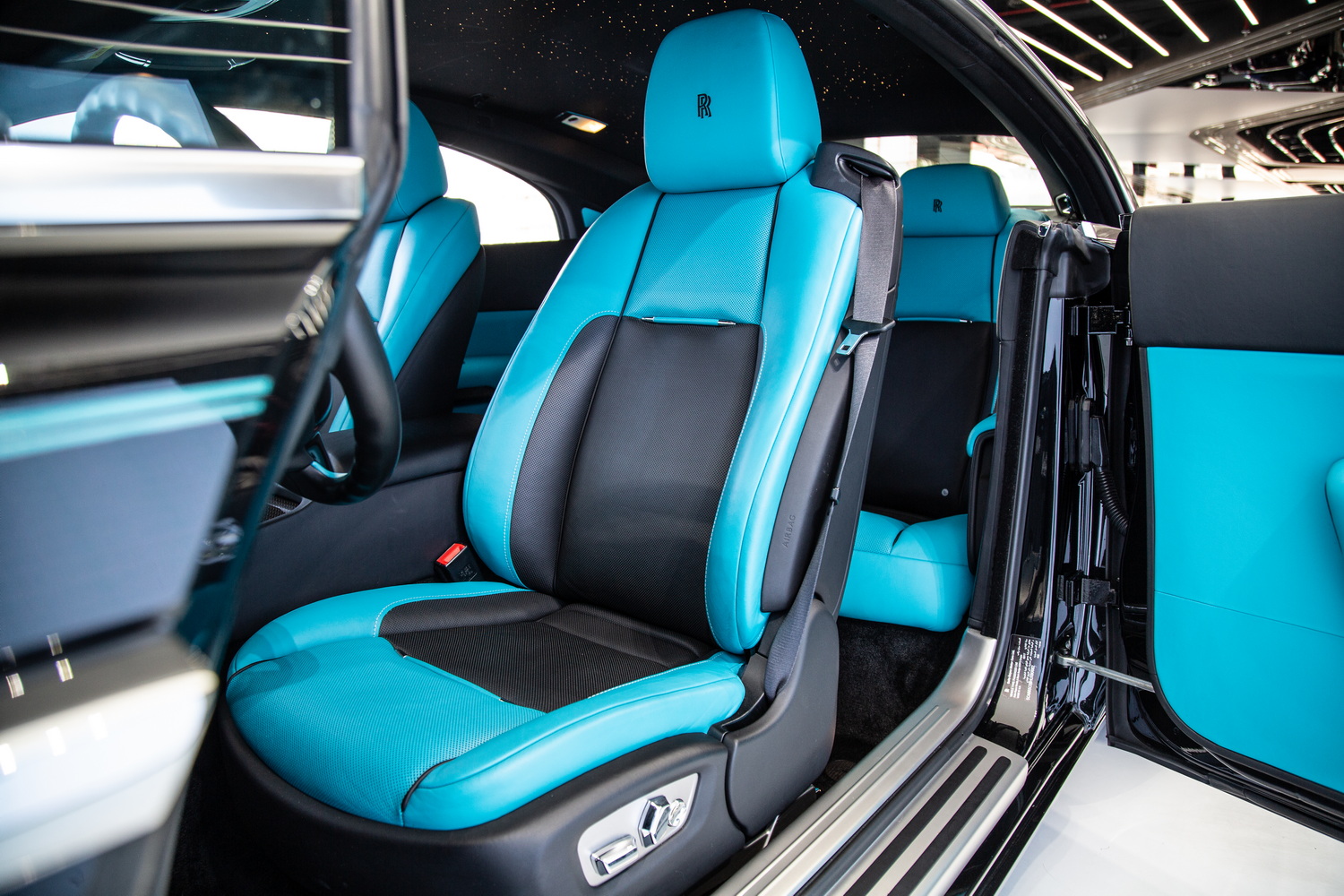 2017 Rolls-Royce Wraith Black Badge, 8/13