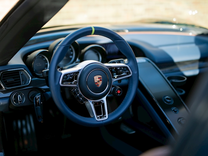 2015 Porsche 918 Spyder Weissach, 15/20