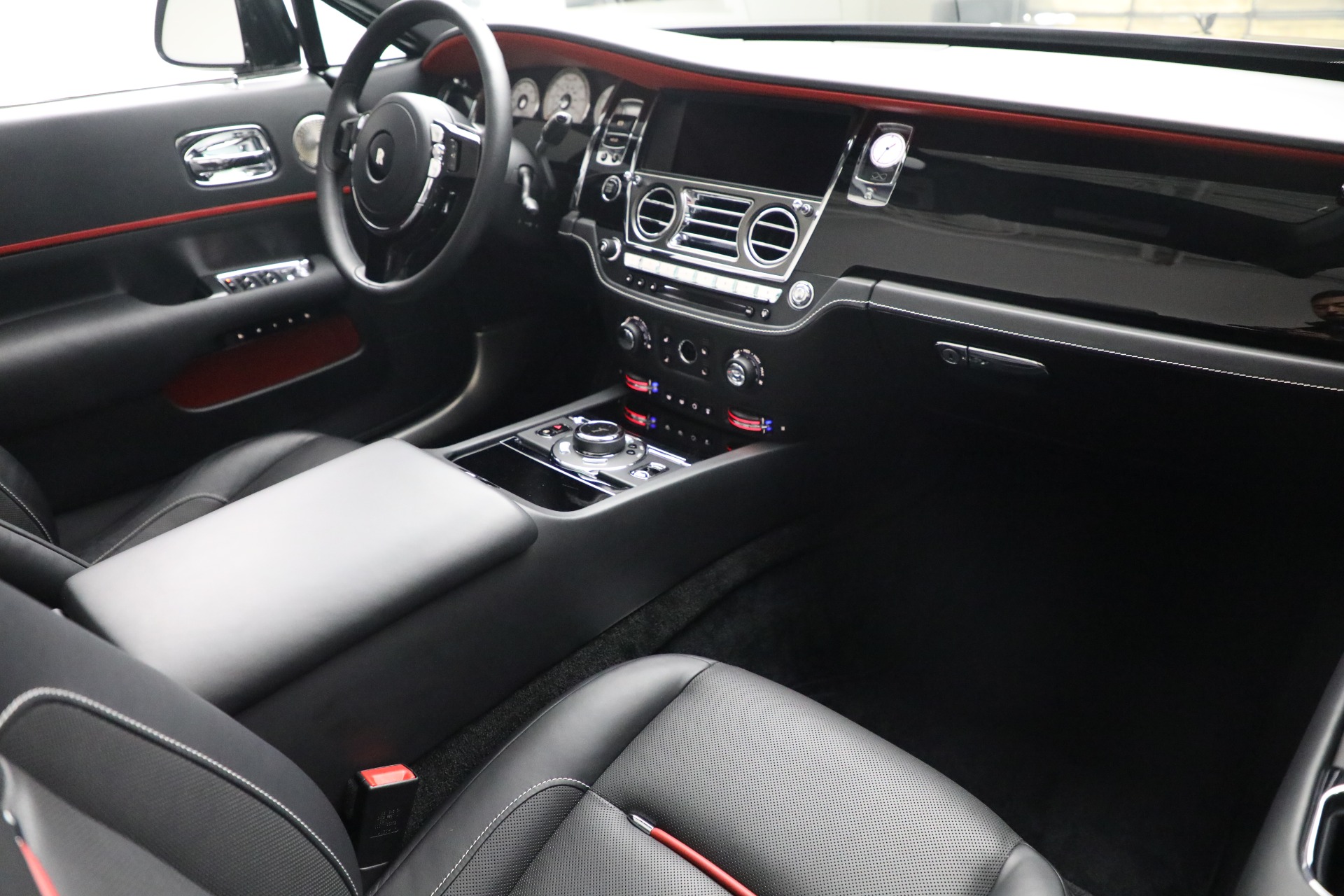 2018 Rolls-Royce Black Badge Dawn, 8/20