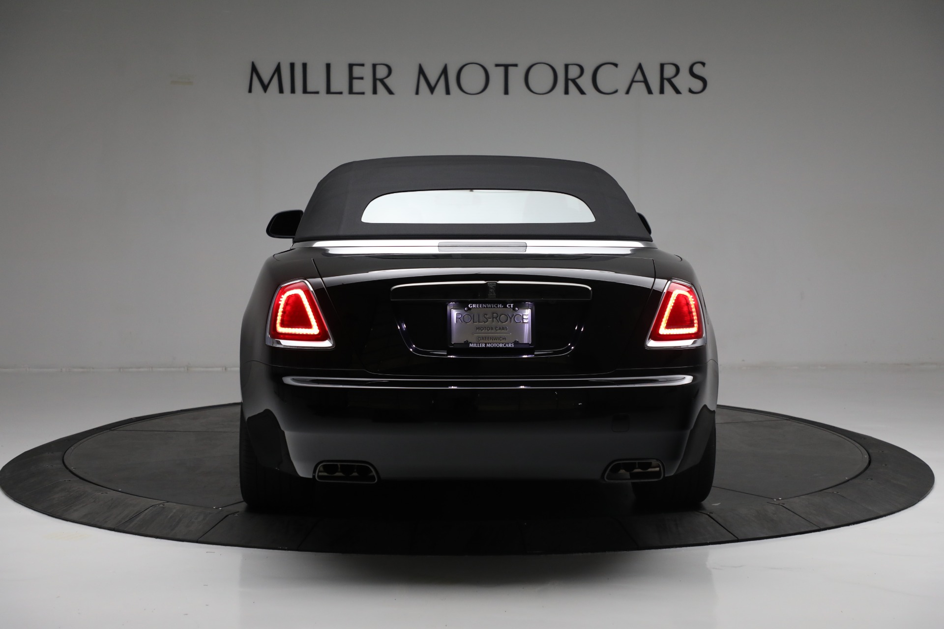 2018 Rolls-Royce Black Badge Dawn, 19/20